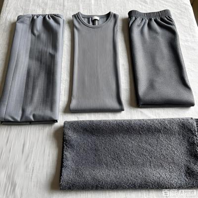 服装跨境外贸.jpg